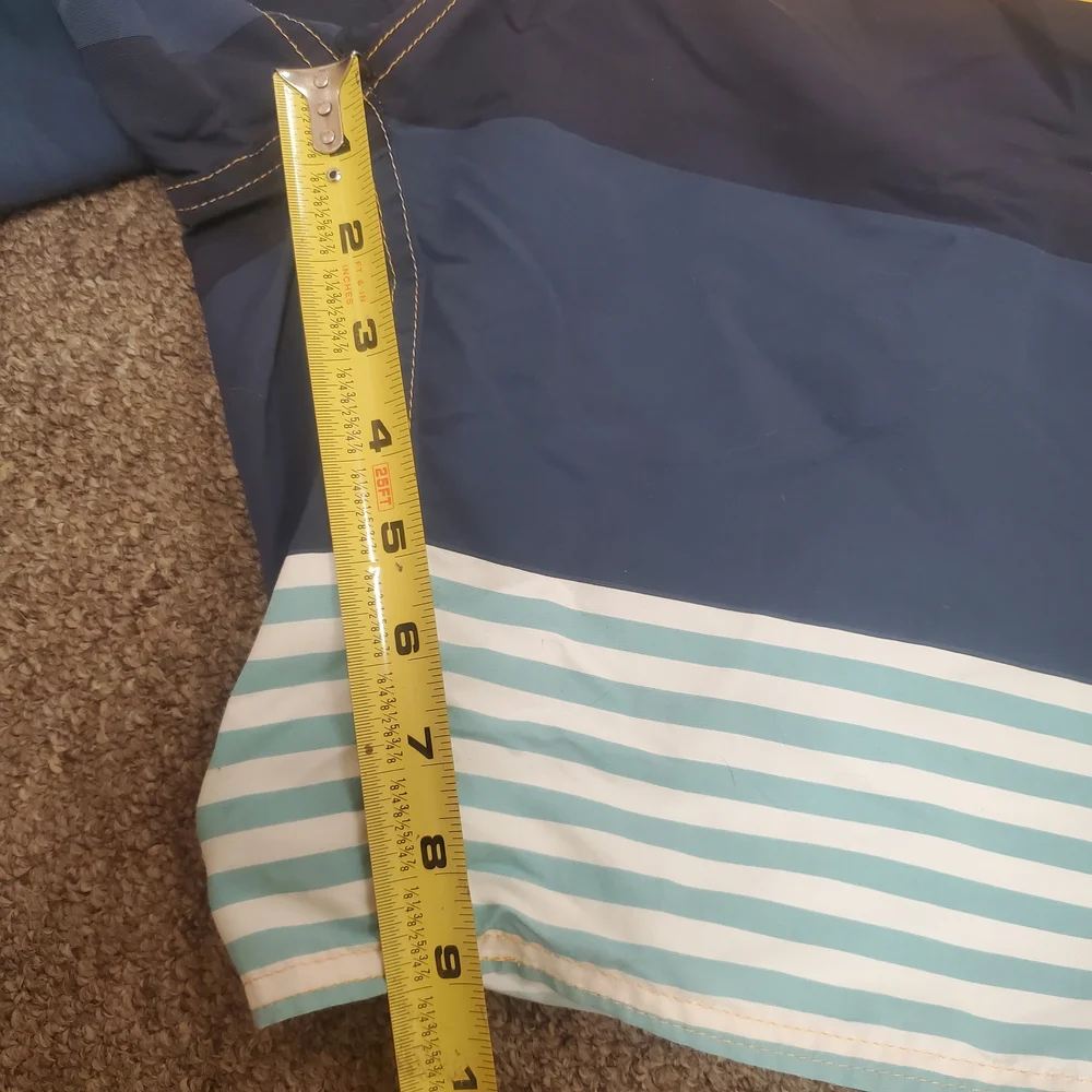 Patagonia Wavefarer Board Beach Shorts Mens Size 34 Multi Color Striped Nylon